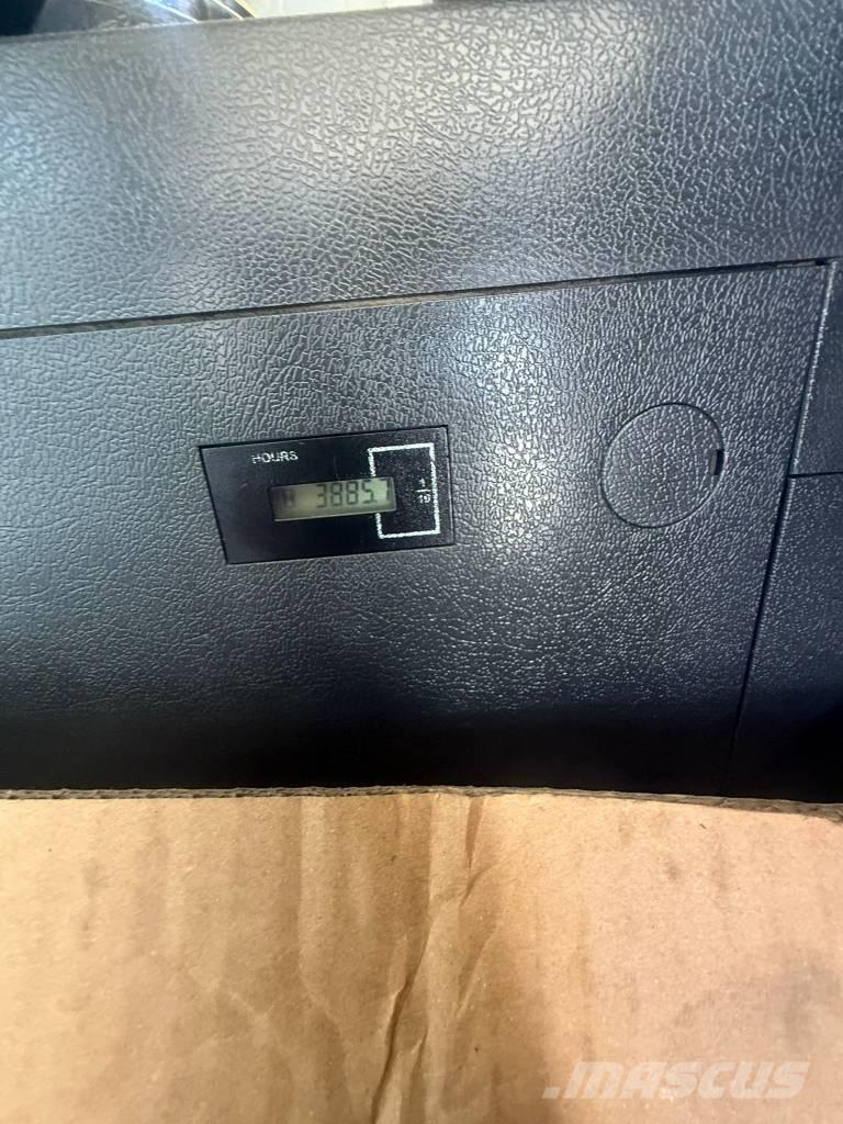 Hyundai HX 160 AL Верижен екскаватор