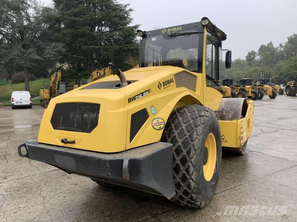 Bomag BW 216 D H-5 Еднобарабанни ролки
