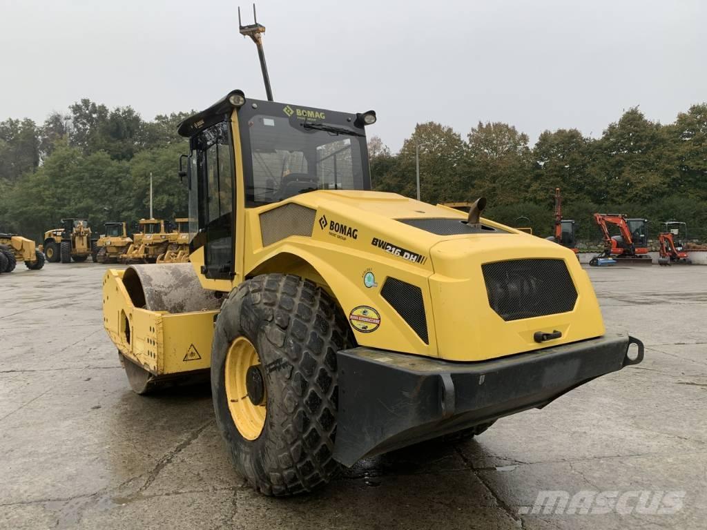 Bomag BW 216 D H-5 Еднобарабанни ролки
