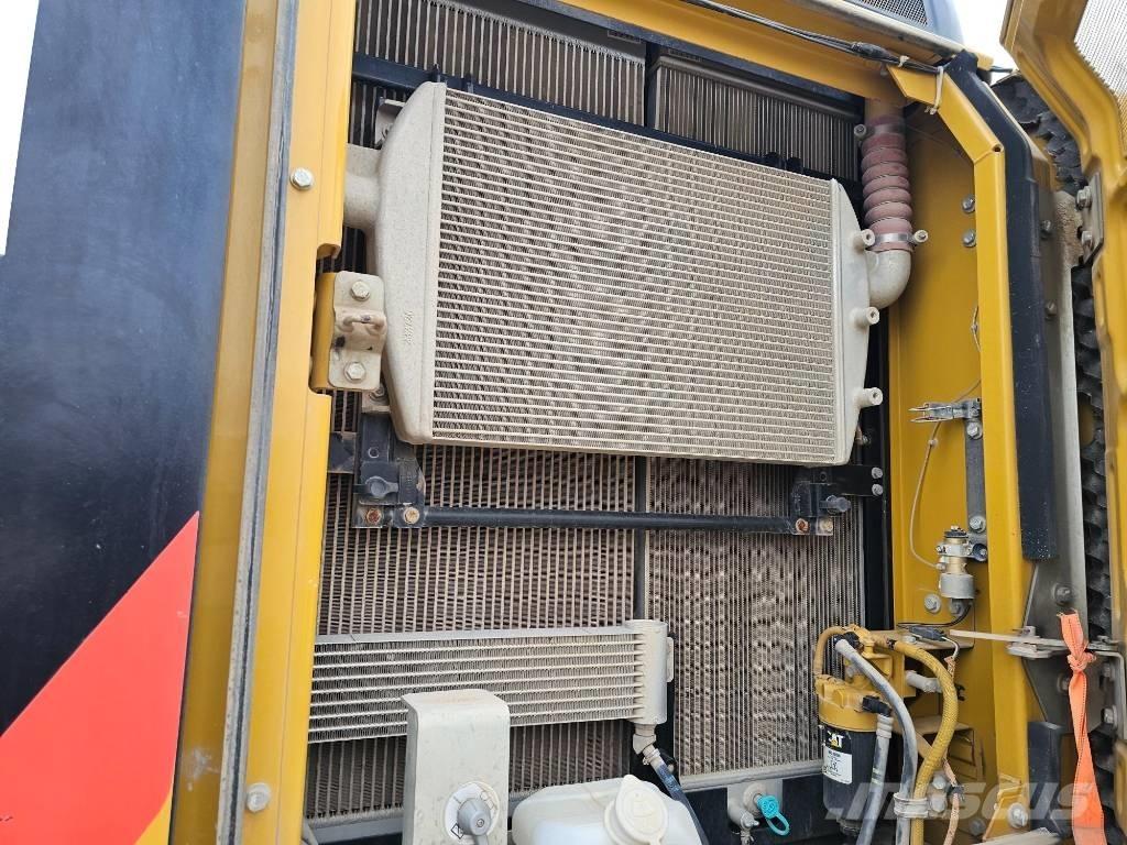 CAT 330FL Верижен екскаватор