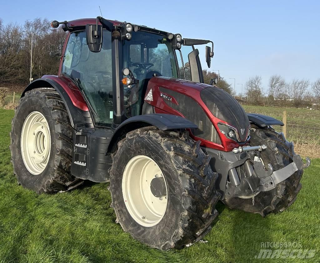 Valtra N175V Трактори