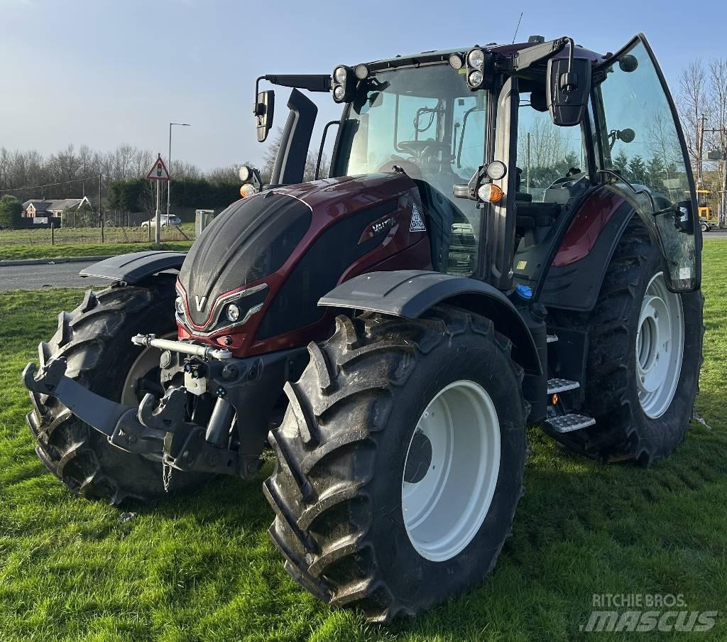 Valtra N175V Трактори