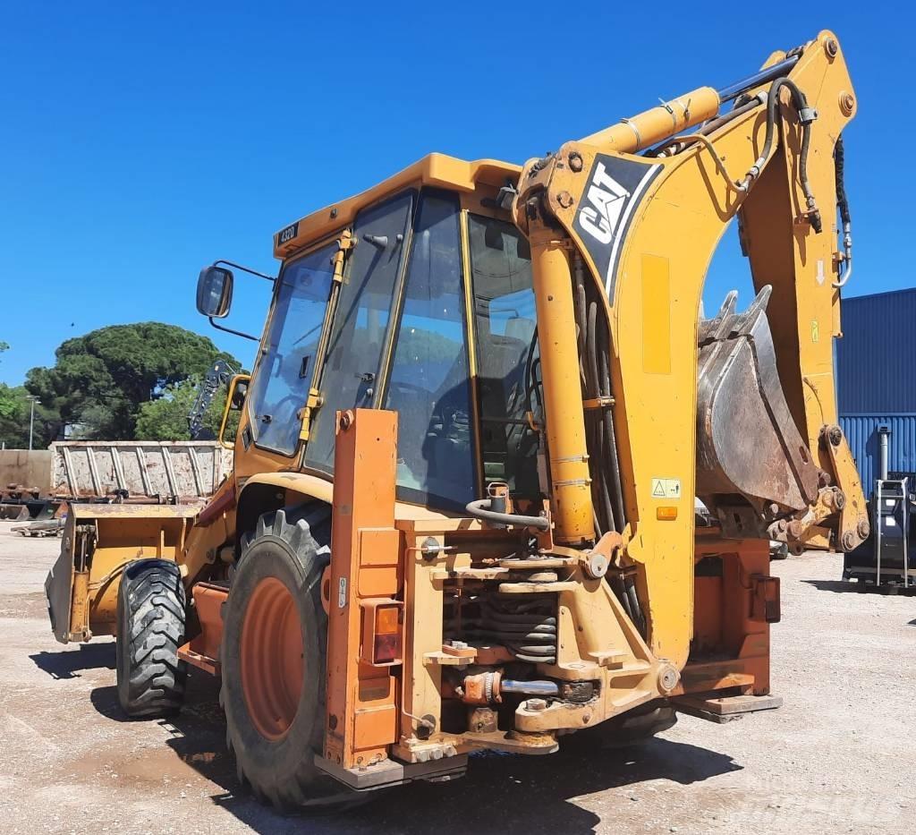CAT 432 D Товарач със заден ексватор