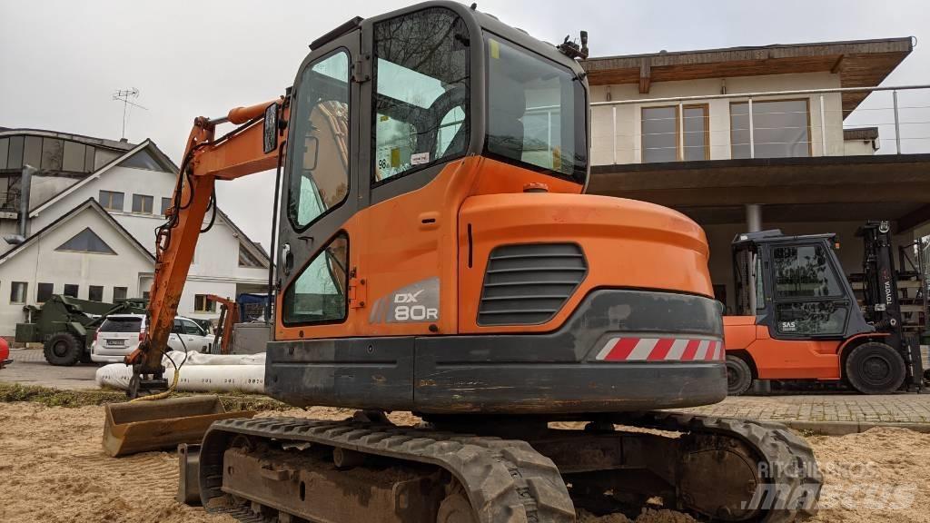 Doosan DX 80 R Средни екскаватори 7т - 12т