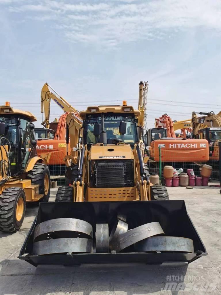 CAT 430 F2 Товарач със заден ексватор