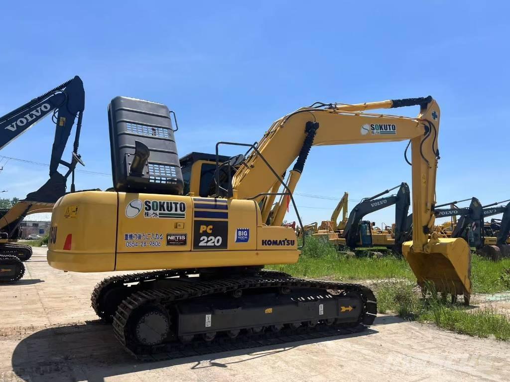 Komatsu 220 Верижен екскаватор
