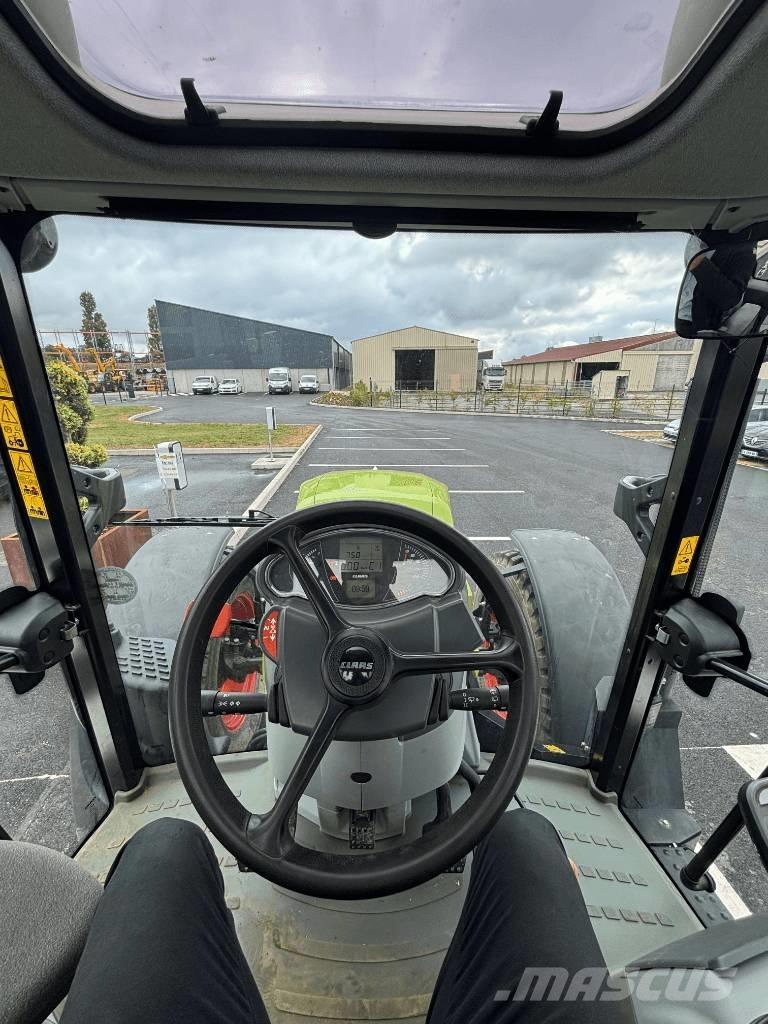 CLAAS Arion 410 Трактори