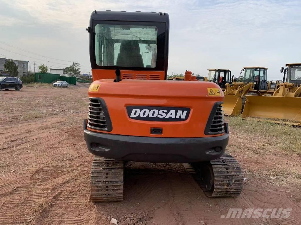 Doosan DX 55 Мини екскаватори < 7 т