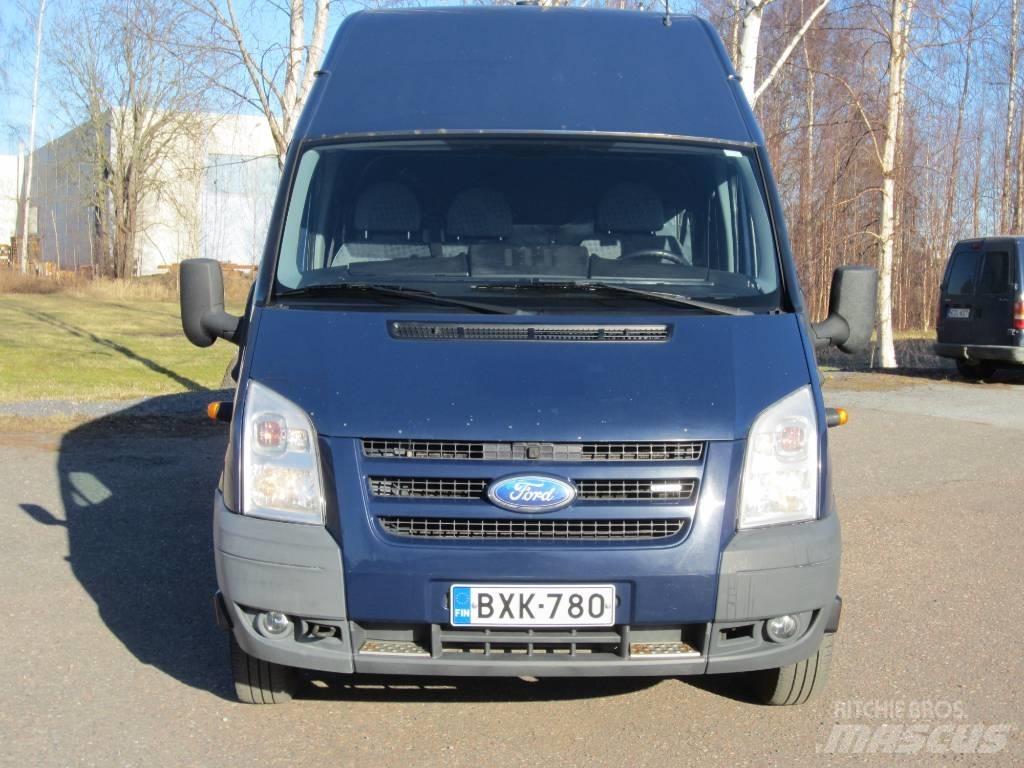 Ford Transit Фургони
