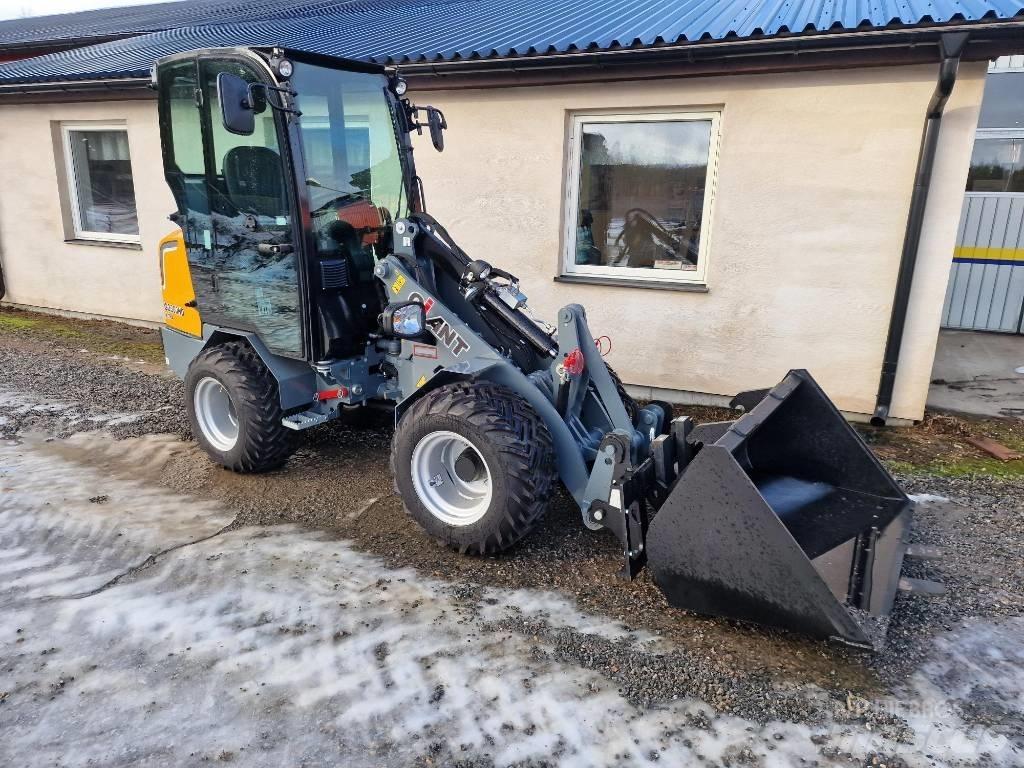 GiANT G2300 HD Многофункционални товарачи