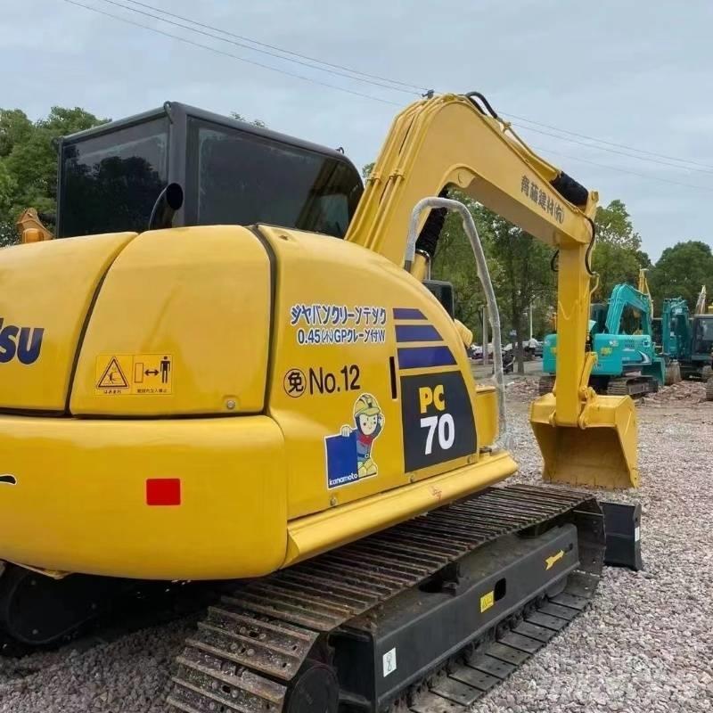 Komatsu PC70 Верижен екскаватор