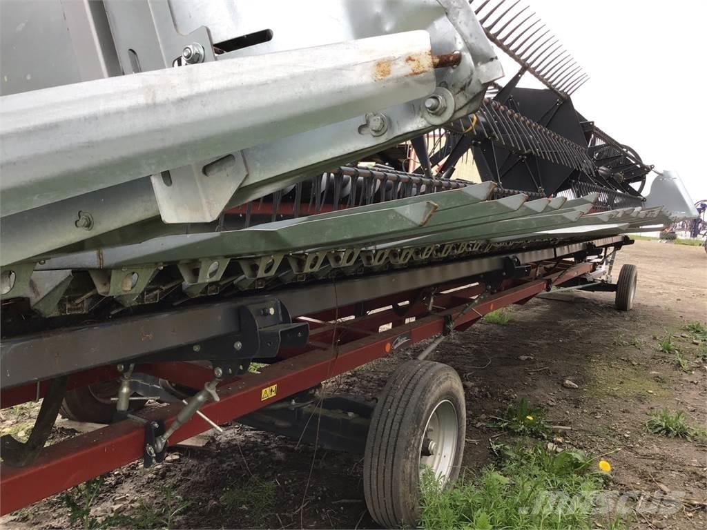 Case IH 3100 Глави за комбайн