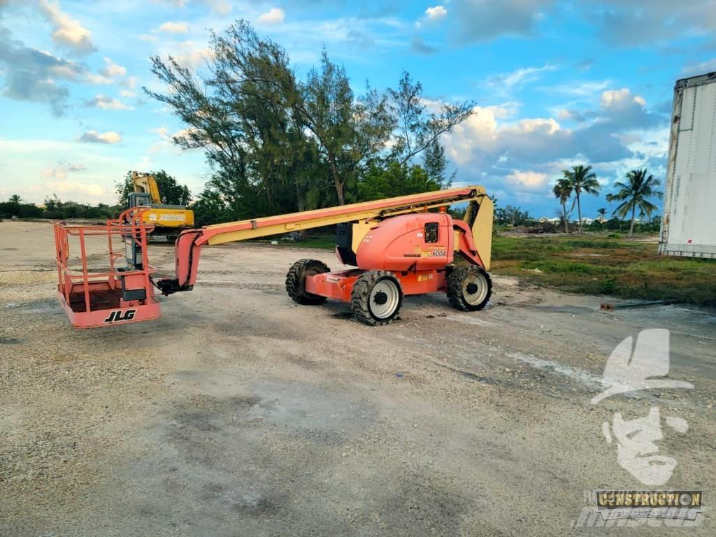 JLG 600 A Съчленени стрелови подемници