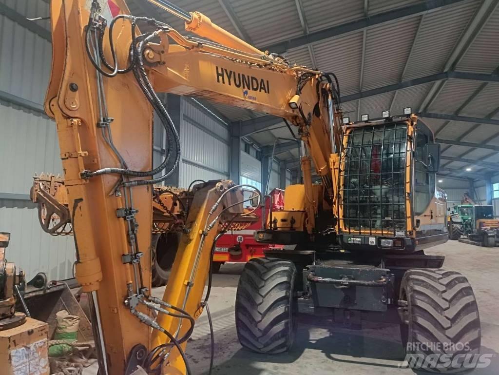 Hyundai RW140-9A Колесни екскаватори