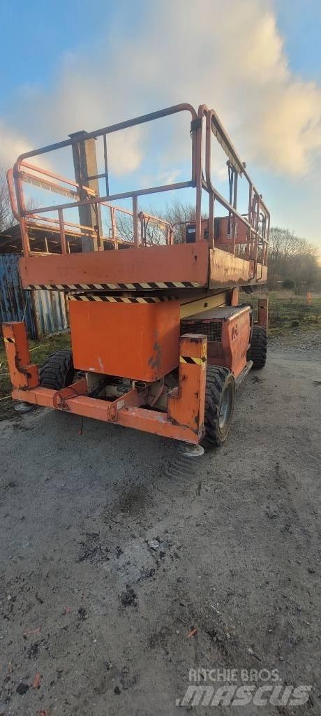 JLG 4394 RT Ножични работни платформи