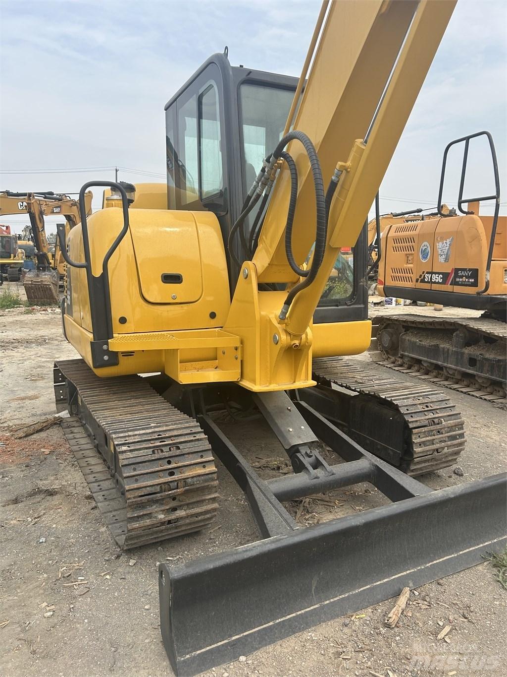 Komatsu PC 56 Мини екскаватори < 7 т