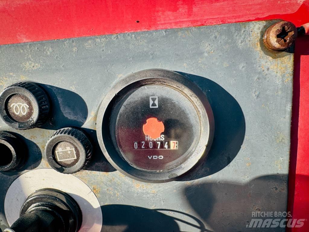 Moffett M5000 Моторизирани високоповдигачи с открити платформи
