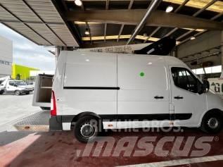 Renault MASTER 3 Моторизирани платформи с талига