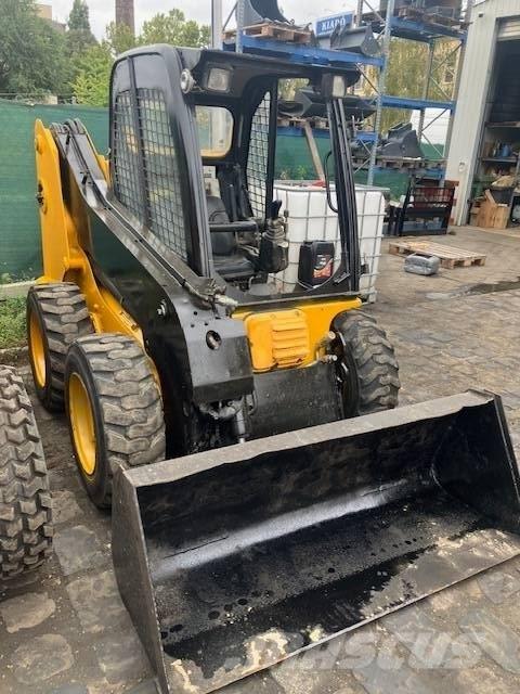 JCB 170 Мини товарачи
