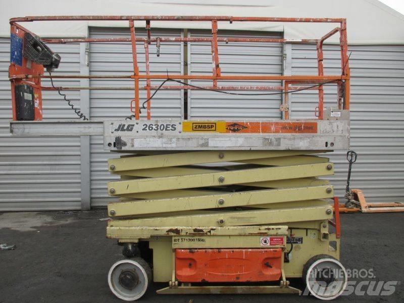 JLG 2630 ES Ножични работни платформи