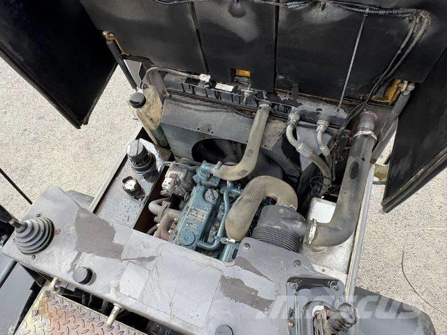 Mecalac TA 3 SH Странични самосвали