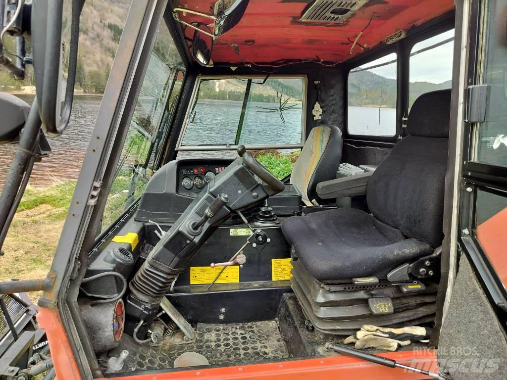  Pistonbully 150 Снегоутъпкващи машини