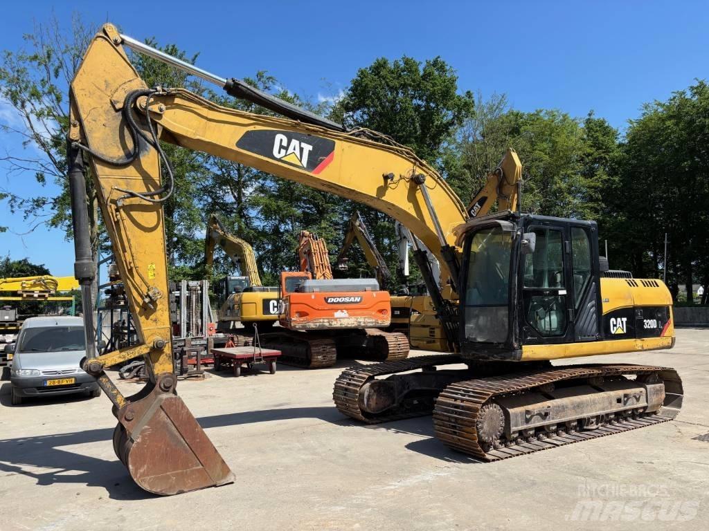 CAT 320 D L Верижен екскаватор
