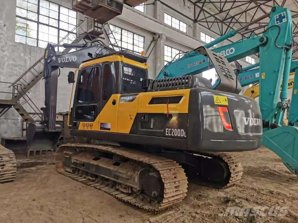 Volvo EC200D Верижен екскаватор
