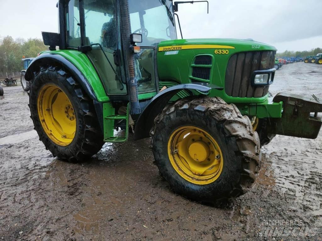 John Deere 6330 Трактори