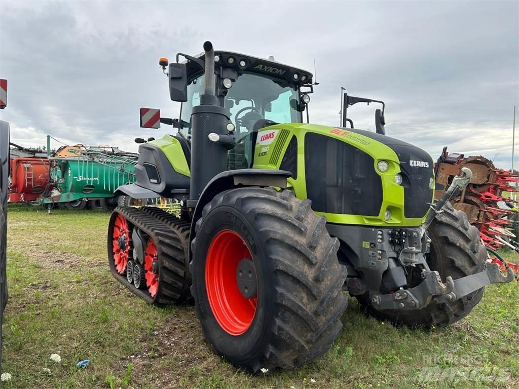 CLAAS Axion 960 TT Трактори