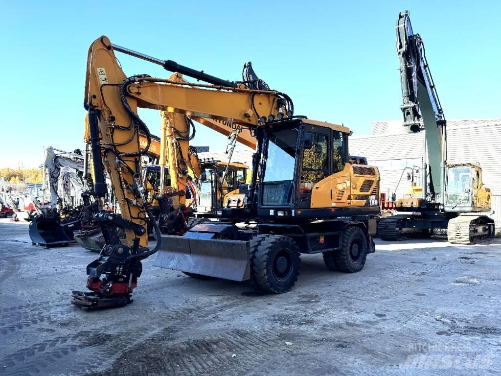Hyundai HW180 Колесни екскаватори