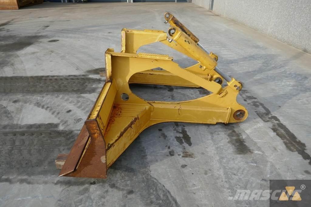 CAT Skidder blade Остриета