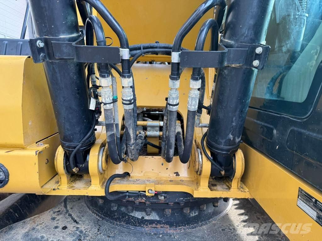 CAT 323 07A Верижен екскаватор