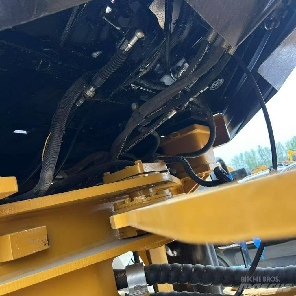 CAT 966 H Колесни товарачи