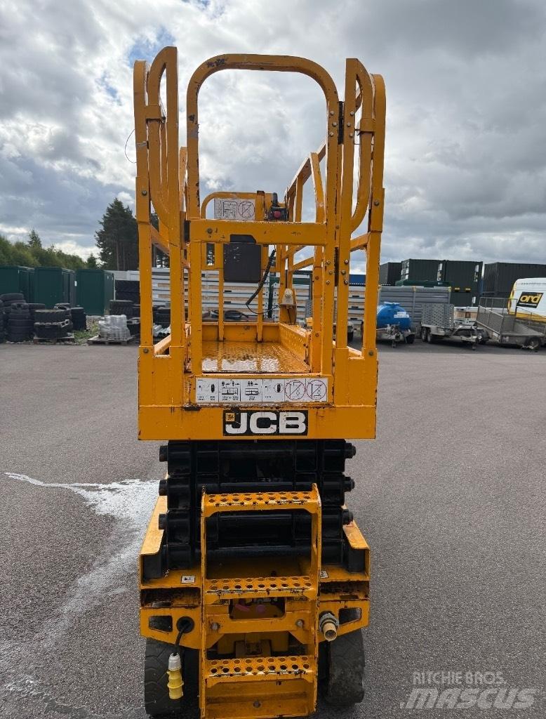 JCB S 2632 E Ножични работни платформи