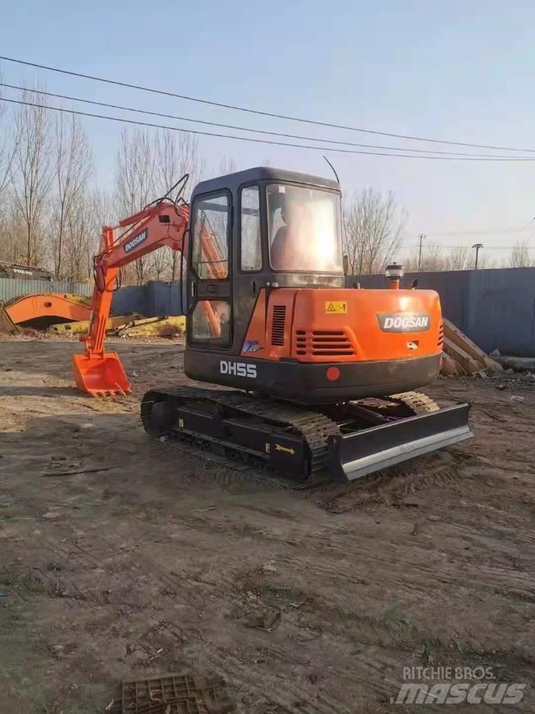 Doosan DH55 Верижен екскаватор