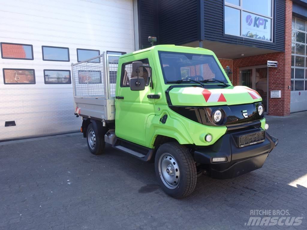 Evum aCar Фургони
