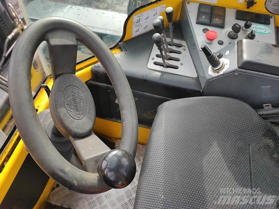 Combilift C4000 Повдигач с движение в 4 посоки