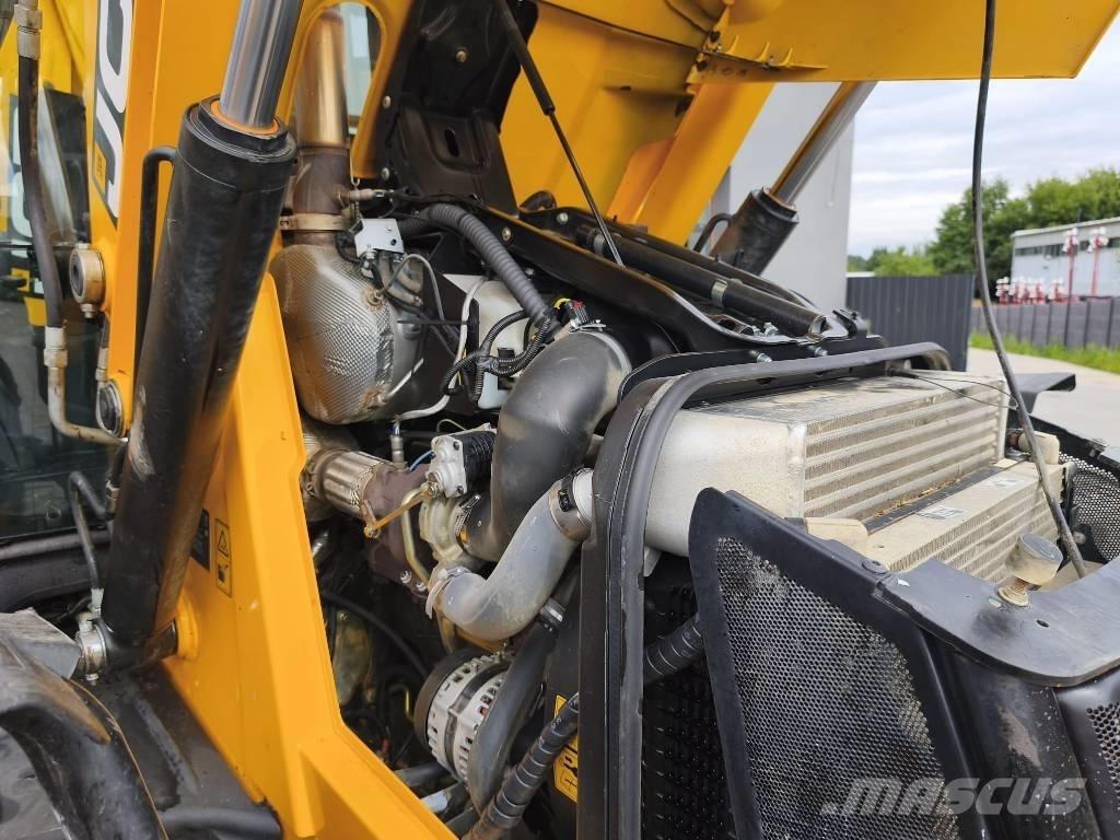 JCB 4 CX Pro Товарач със заден ексватор