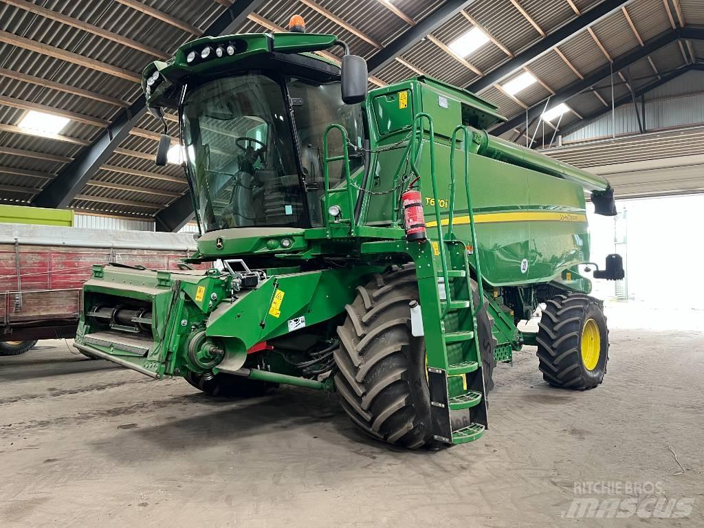 John Deere T670 Комбайни