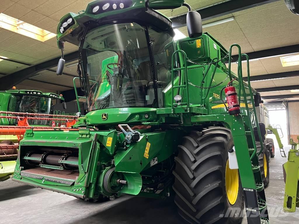 John Deere T670 Комбайни