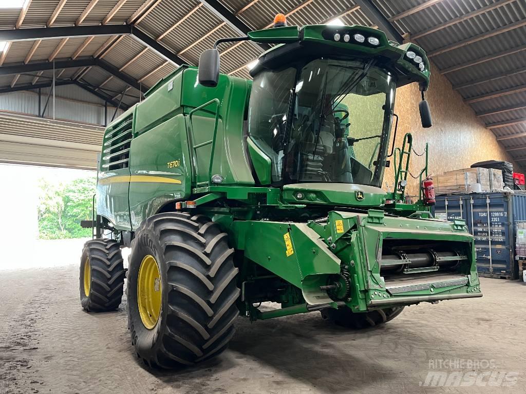 John Deere T670 Комбайни
