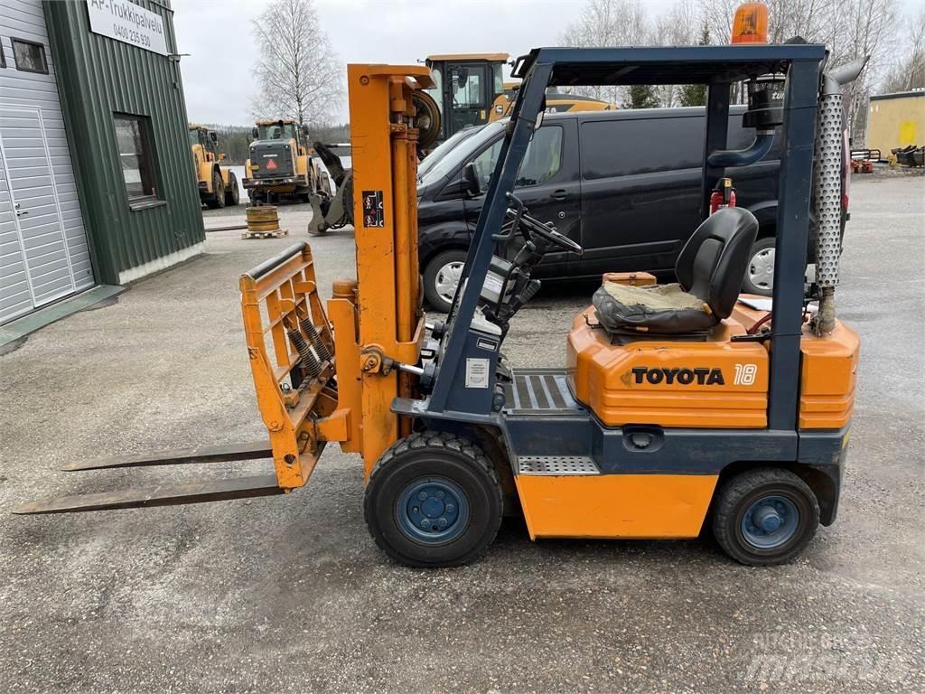 Toyota 02-5FD18 Дизелови камиони