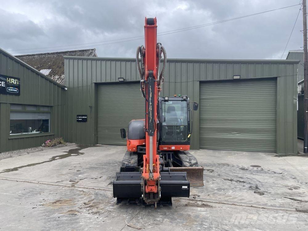 Kubota KX 080-4 Средни екскаватори 7т - 12т