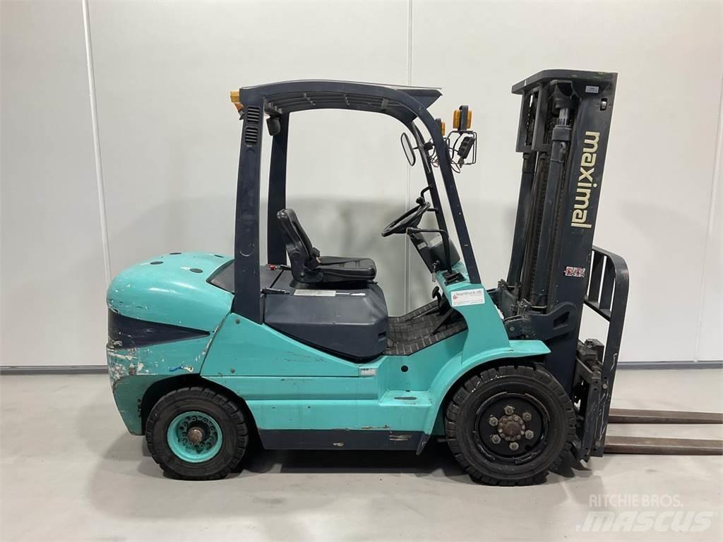 Maximal FD35T Дизелови камиони