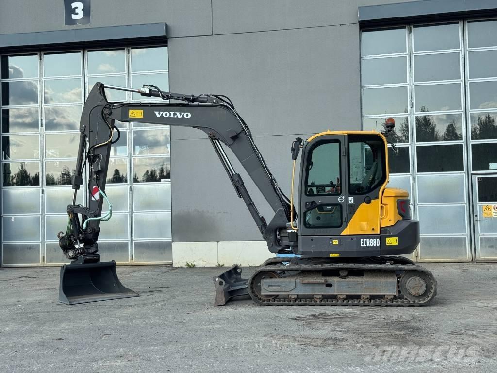 Volvo ECR 88 D Средни екскаватори 7т - 12т