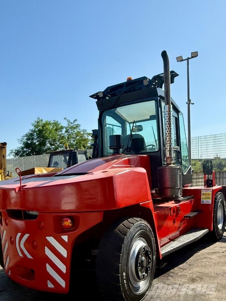 Kalmar DCE 150-12 Дизелови камиони