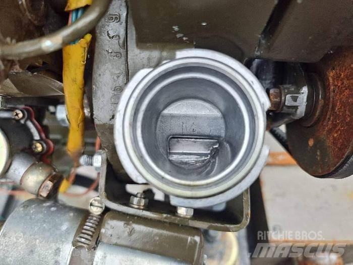 Engines F4L912 Транспорт - Други