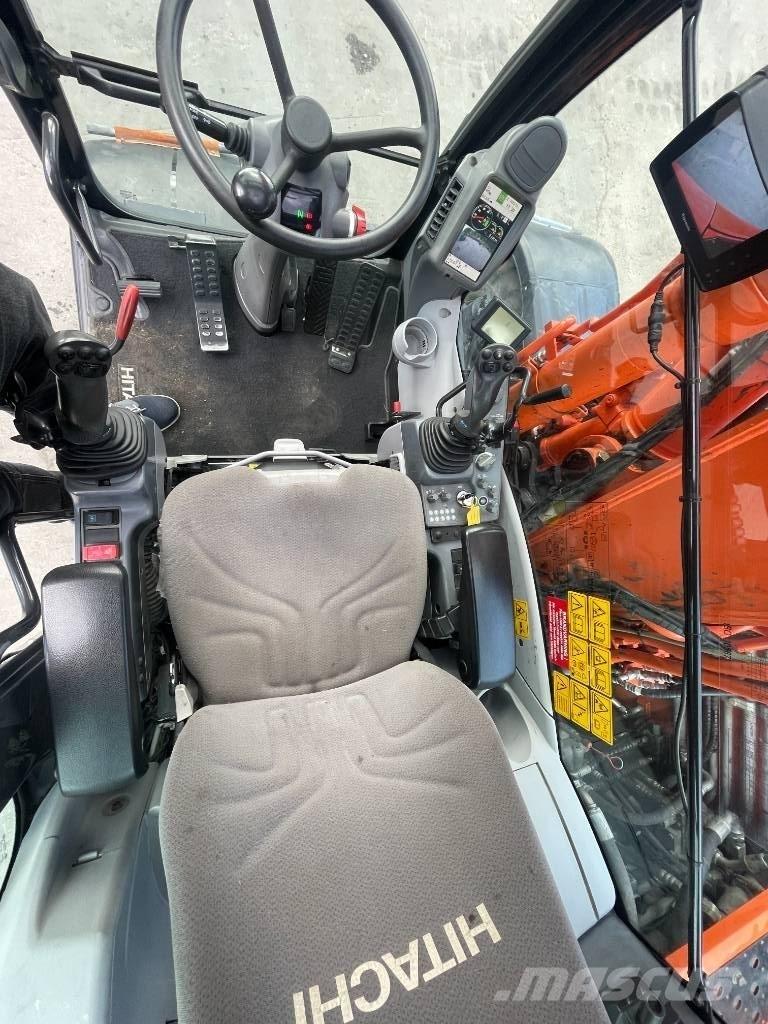 Hitachi 140W Колесни екскаватори