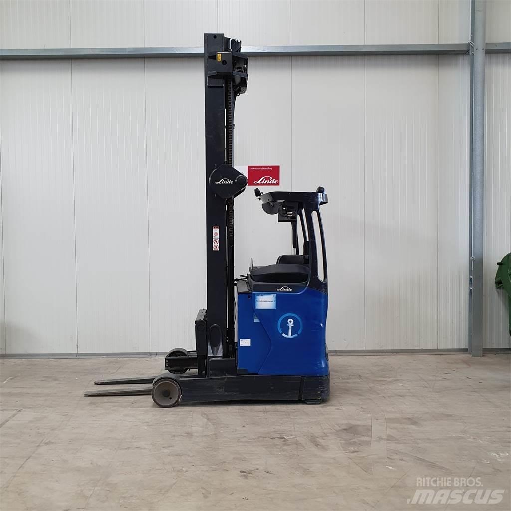 Linde R16HD Ретрак/ Високоповдигач с изместване на вилката напред